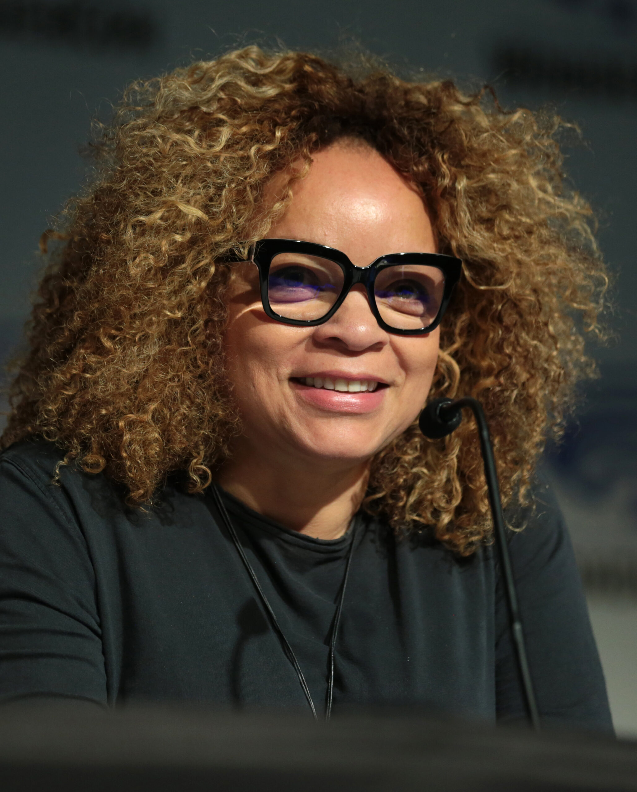 Ruth E. Carter at 2018 WonderCon. Photo by Gage Skidmore (CC BY-SA 3.0)